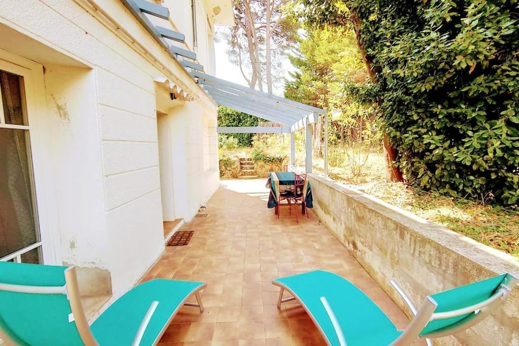 Maison De Charme A 200 Bord De Mer, Terrasse, Jardin- Lesclesdenicole Le Pradet Exterior photo